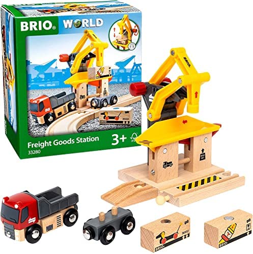 RIO World – 33280 Freight Goods Station Toy Train Accessories For Kids Age 3 And Up Green - Train Adventure Collection